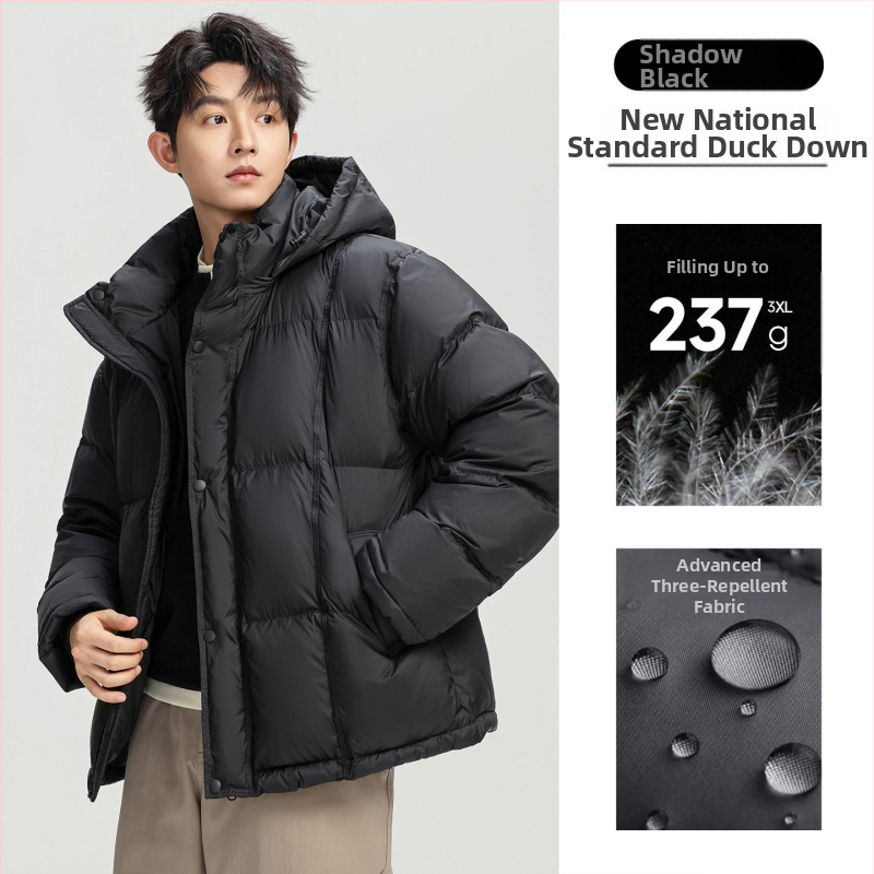 Vyriska stora pūkinė žieminė striukė su gobtuvu, užtrauktuku; ilgis 50–65 cm; poliesterio viršus ir pamušalas; pūko užpildas 86–90%