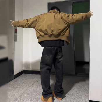 Férfi pamut-töltetű dzseki lazább szabásban, cipzár az elején, kapucni nélkül, téli modell