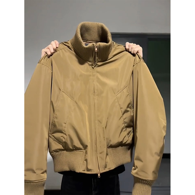 Férfi pamut-töltetű dzseki lazább szabásban, cipzár az elején, kapucni nélkül, téli modell