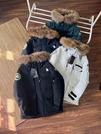 Pūkinė striukė su gobtuvu ir kailine apykakle, stora žieminė striukė vyrams ir moterims, užpildas 150–200 g balta antis dūna, apsauga nuo -30°C iki -15°C