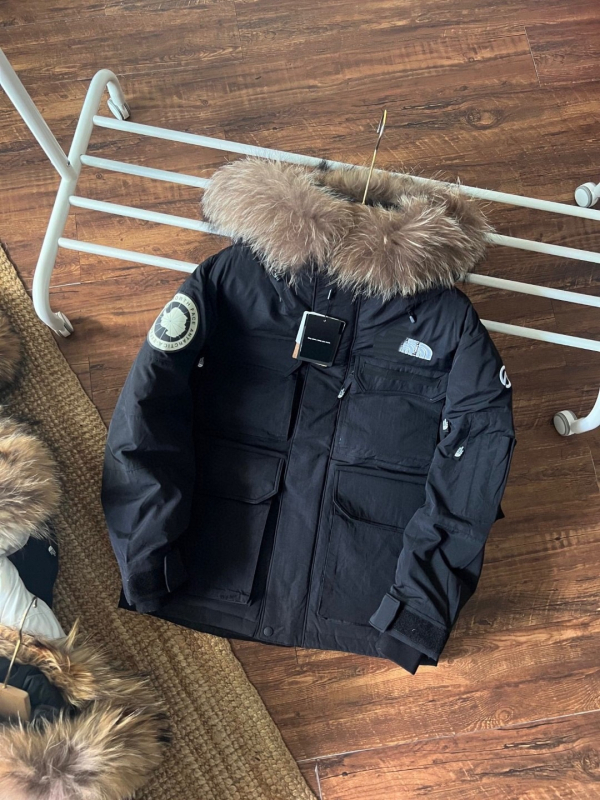 Pūkinė striukė su gobtuvu ir kailine apykakle, stora žieminė striukė vyrams ir moterims, užpildas 150–200 g balta antis dūna, apsauga nuo -30°C iki -15°C