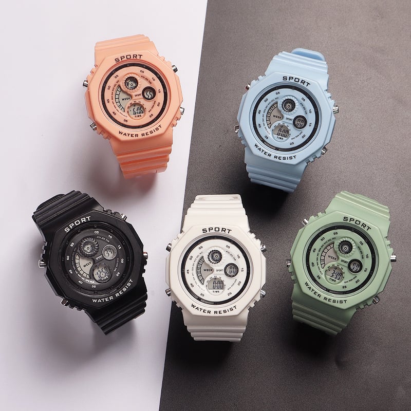 Ρολόι μονόκερος με ηλεκτρονικό μηχανισμό, ψηφιακή οθόνη, φωτεινή λειτουργία, πλαστικό περίβλημα, λουράκι από σιλικόνη