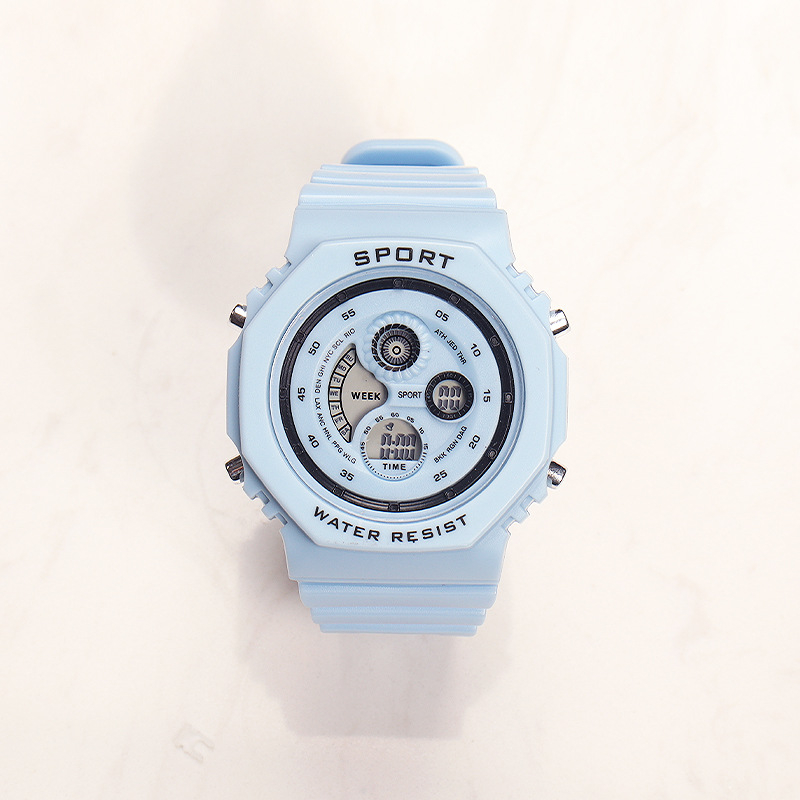 Ρολόι μονόκερος με ηλεκτρονικό μηχανισμό, ψηφιακή οθόνη, φωτεινή λειτουργία, πλαστικό περίβλημα, λουράκι από σιλικόνη