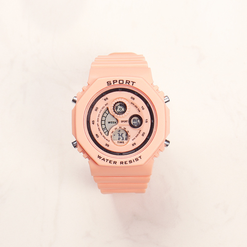 Ρολόι μονόκερος με ηλεκτρονικό μηχανισμό, ψηφιακή οθόνη, φωτεινή λειτουργία, πλαστικό περίβλημα, λουράκι από σιλικόνη