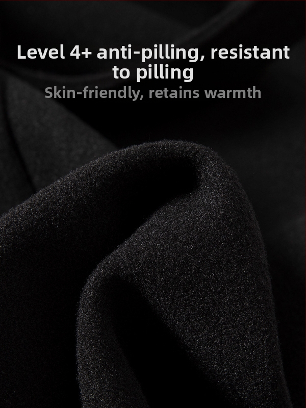 Vyrinis vilnonis paltas su kubanų apykakle, dvigubai užsegamas, storas, vidutinio ilgio