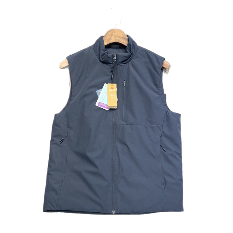 Medvilninė pūkinė liemenė su stačiu kaklu — užpildas ys2009, poliesterio išorinis audinys ir pamušalas, užtrauktinės kišenės, be gobtuvo, lauko žiemai 2025