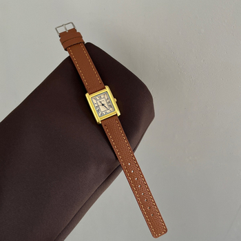 GOGO ženski sat s kvadratnim kućištem i trakom od umjetne kože — minimalistički retro dizajn, kvarcni mehanizam