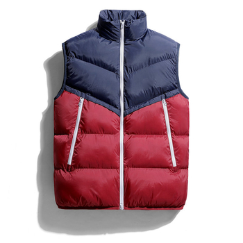 Vyrų stora poliesterio pluošto liemenė su laisva kirpimo linija, šilta, minimalistinė