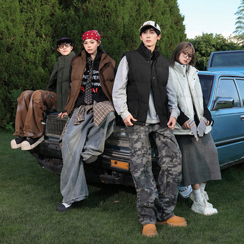 Amerikos stiliaus vyriška liemenė be rankovių rudenį-žiema, stora šilta užpildyta liemenė, poliesterio pluoštas, poliesterio audinys ir pamušalas, laisvas kirpimas, šoninės kišenės