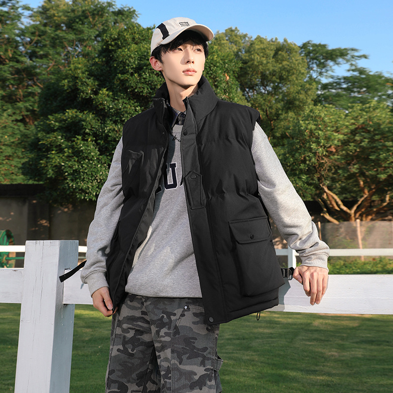 Amerikos stiliaus vyriška liemenė be rankovių rudenį-žiema, stora šilta užpildyta liemenė, poliesterio pluoštas, poliesterio audinys ir pamušalas, laisvas kirpimas, šoninės kišenės