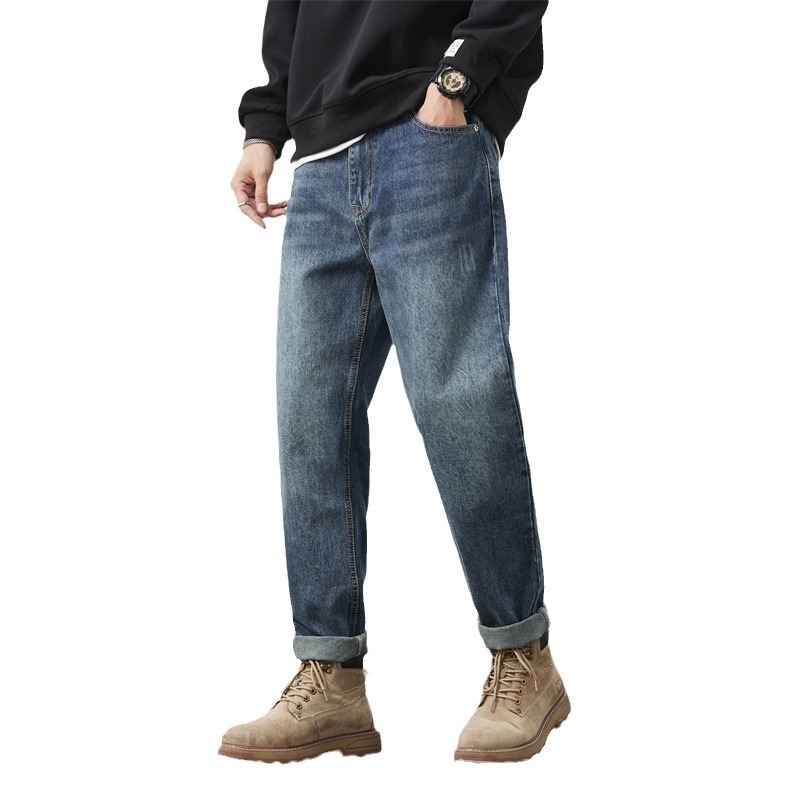 Laza férfi farmernadrág, középmagas derekú, pamut farmerranyagból, egyenes szárú, streetwear-stílus, homokos mosott felület