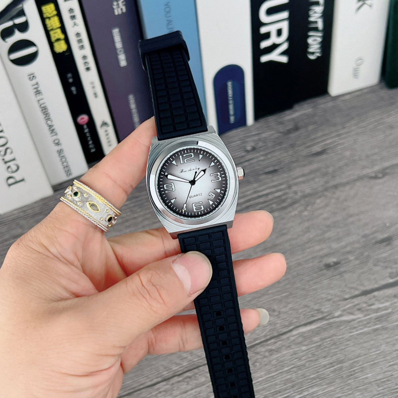 Ceas analog cuarț cu cadran luminos, curea din silicon, cadran pătrat, calendar