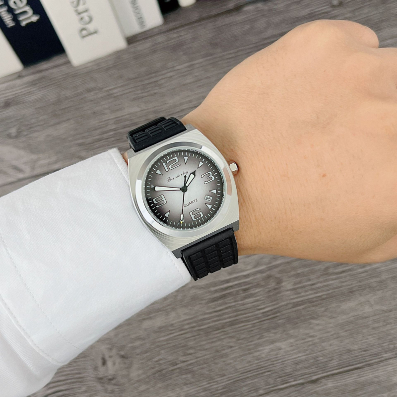 Ceas analog cuarț cu cadran luminos, curea din silicon, cadran pătrat, calendar