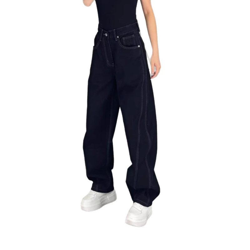 Férfi magas derekú, egyenes szabású farmernadrág, karcsúsító fazon, poliészter anyag, őszi kollekció.