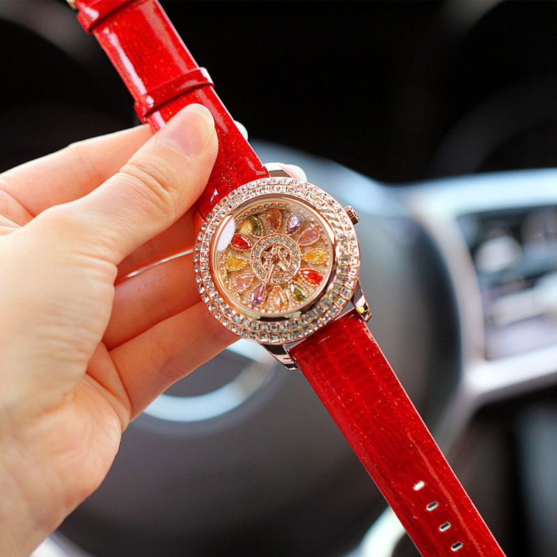 Női bőrszíjas kvarcóra gyémánt díszítésű számlappal, 42 mm-es számlap, japán mozgás, 30 m-es vízállóság