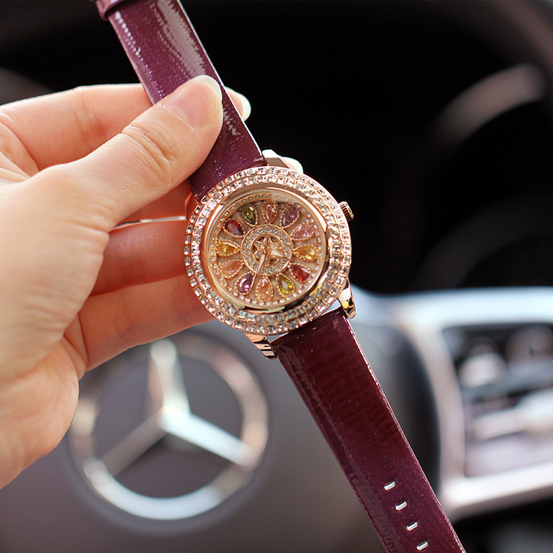 Női bőrszíjas kvarcóra gyémánt díszítésű számlappal, 42 mm-es számlap, japán mozgás, 30 m-es vízállóság