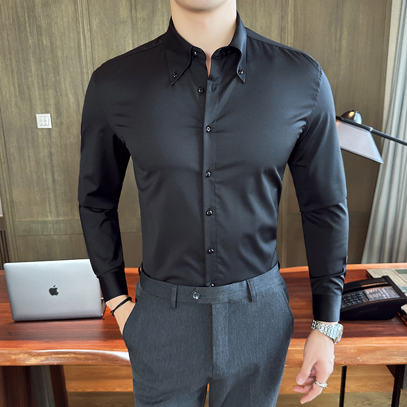 Férfi slim-fit hosszú ujjú ing, hosszú hegyes gallér, egyszínű, poliészter rostokból készült kevert szövet, yarn-dyed, őszi 2023