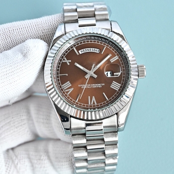 Ceas pentru bărbați cu cuarț, afișaj zi și dată, model Log-type, carcasă din aliaj de titan, curea din oțel inoxidabil, cadran rotund