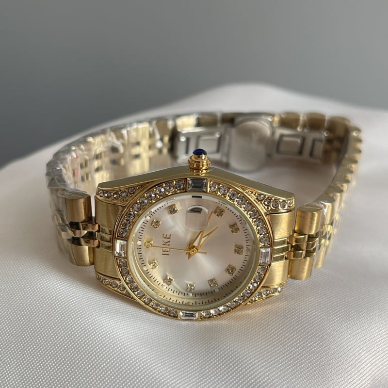 Ceas quartz pentru femei, brățară din oțel, carcasă din aliaj, cadran rotund, fără rezistență la apă.