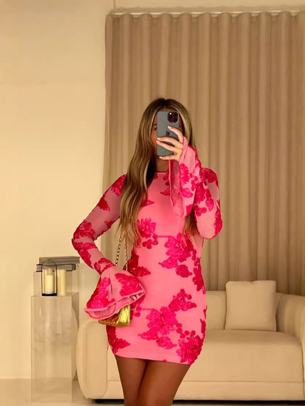 rochie fără mâneci brodată din tricot, model 3D, croială dreaptă