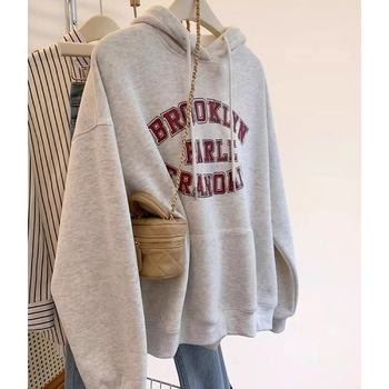 Hanorac-pulover cu glugă pentru femei, bumbac 70–80%, imprimeu anime, mâneci lungi, lungime standard