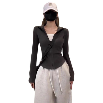 Tricou T-shirt din poliester cu guler înalt, croi slim, mâneci lungi, lungime scurtă, Iarna 2024