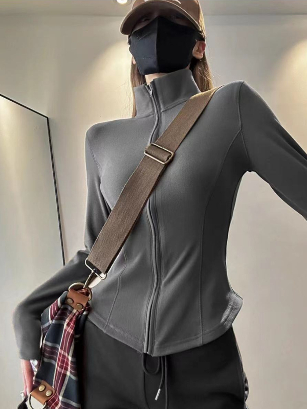 Tricou T-shirt din poliester cu guler înalt, croi slim, mâneci lungi, lungime scurtă, Iarna 2024