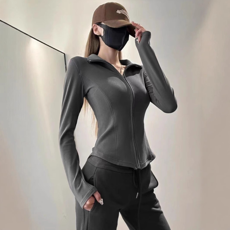 Tricou T-shirt din poliester cu guler înalt, croi slim, mâneci lungi, lungime scurtă, Iarna 2024