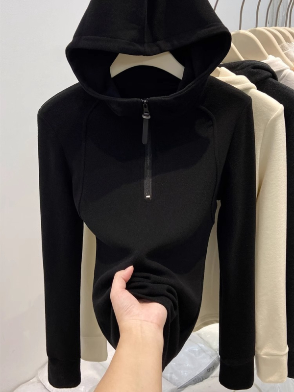 Ženski hoodie s polu-zipom, dvostrano velur-fliš, poliester materijal, dugi rukavi, zima 2024