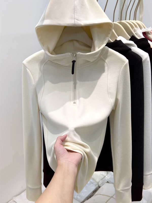 Ženski hoodie s polu-zipom, dvostrano velur-fliš, poliester materijal, dugi rukavi, zima 2024