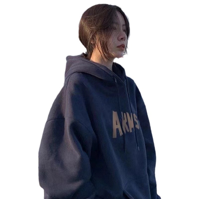 Hanorac damă cu glugă, croială lejeră, căptușit cu fleece gros, amestec bumbac-poliester, stil street retro american, primăvara 2024