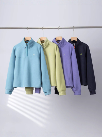 Ženska fleece dukserica s kapuljom, polu-zipom i stojećim ovratnikom, redovita kroj, dugi rukav, fleece materijal, 95%+ poliester
