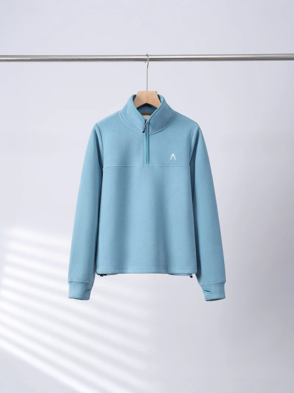 Ženska fleece dukserica s kapuljom, polu-zipom i stojećim ovratnikom, redovita kroj, dugi rukav, fleece materijal, 95%+ poliester