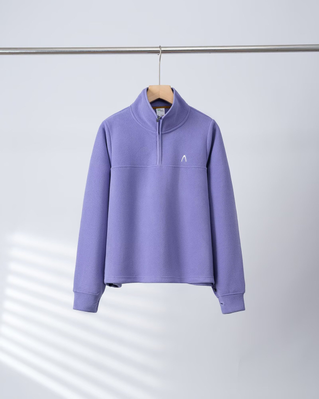 Ženska fleece dukserica s kapuljom, polu-zipom i stojećim ovratnikom, redovita kroj, dugi rukav, fleece materijal, 95%+ poliester
