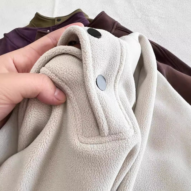 Jednobojni uzorak, casual pulover, polo ovratnik, dugi raglani rukavi, debeli chenille materijal