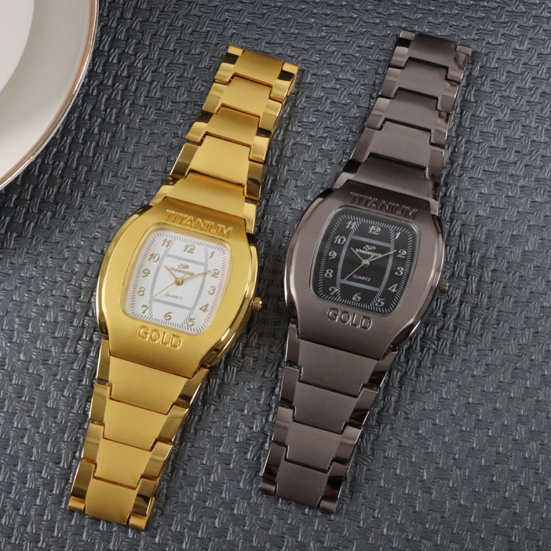 Унисекс часовник с барелова форма, кварцов механизъм, модел 68, циферблат барел, корпус от сплав, каишка от сплав