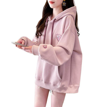 Hanorac damă din modal fleece, cu glugă, lungime ultra-scurtă, mâneci tip prințesă, închidere cu un singur nasture