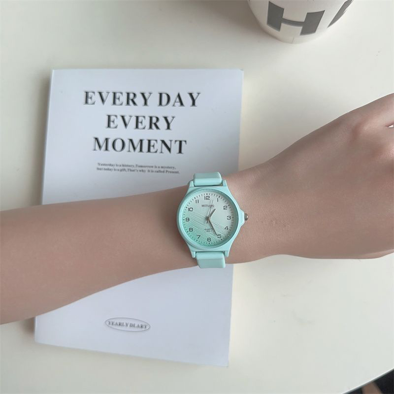 Ceas pentru fete – pentru eleve, stil Mori/Korean simplu, carcasă rotundă din aliaj, curea din silicon, mișcare cuarț