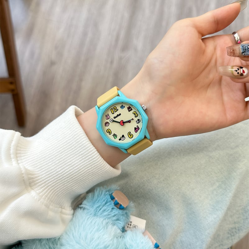 Ceas analog cuarț pentru studente, curea din silicon, rezistență la apă 30m, carcasă din aliaj