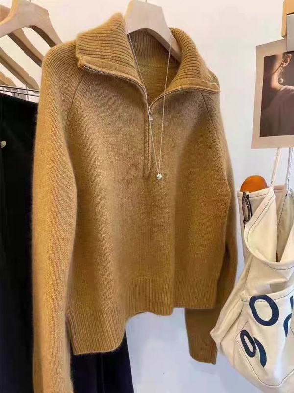 Vilnas džemperis ar reversa apkakli, 95% vilna, bieza adījuma tekstūra, garas piedurknes, brīvs piegriezums