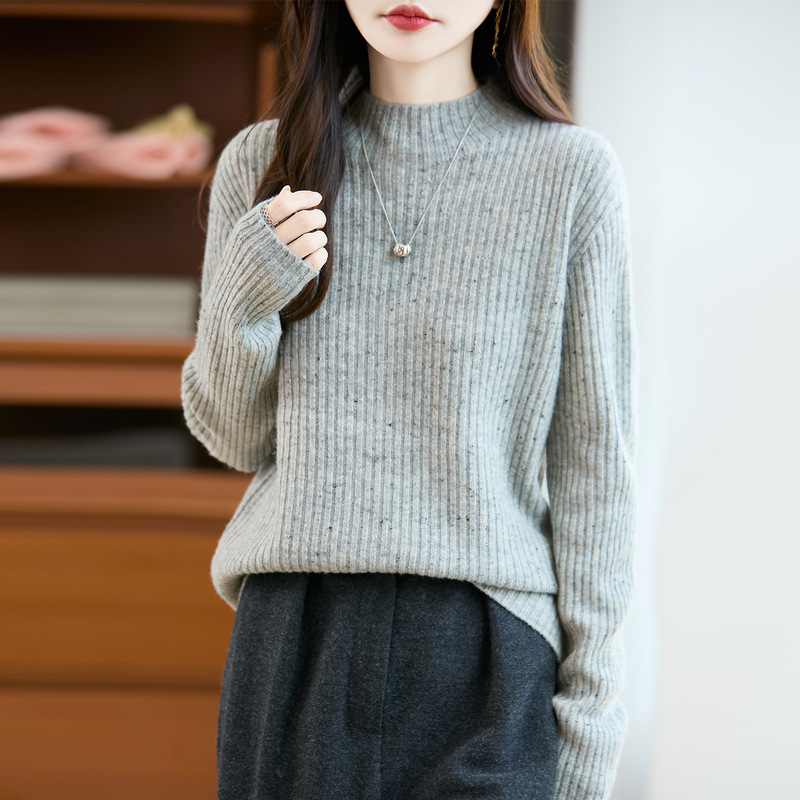 Sieviešu vilnas džemperis ar augstu apkakli, brīvas piegriezuma, garas piedurknes, 95%+ vilna, rudens 2025.