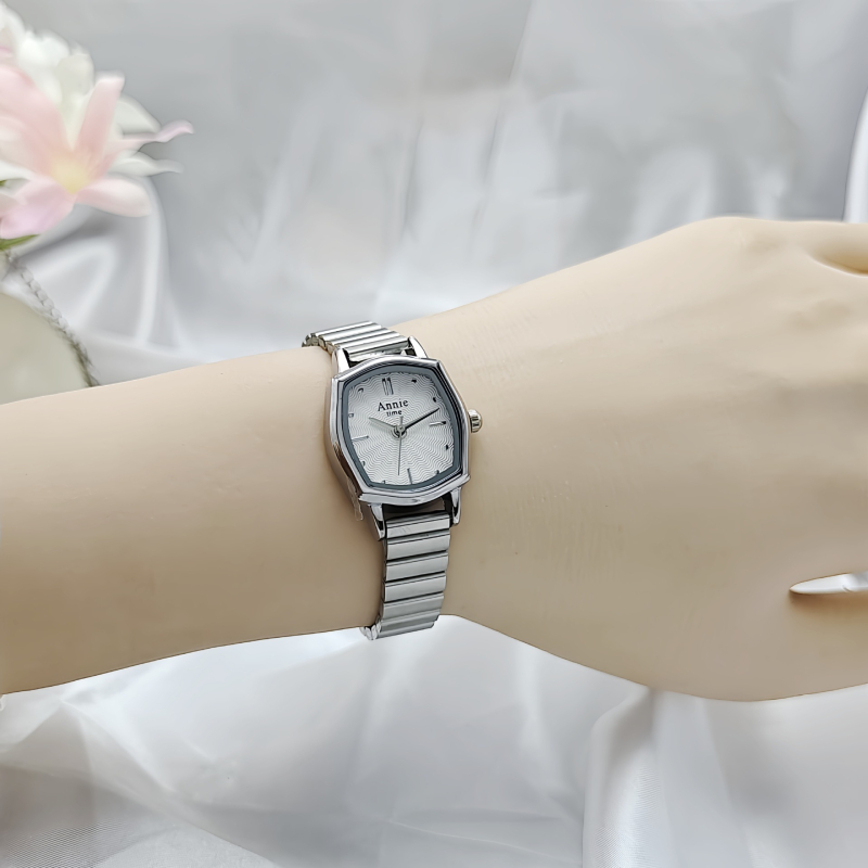 Ceas de damă cu design din bambus și cadran în formă de romb, stil retro elegant, cuarț AN123, afișaj analog, carcasă din aliaj de zinc