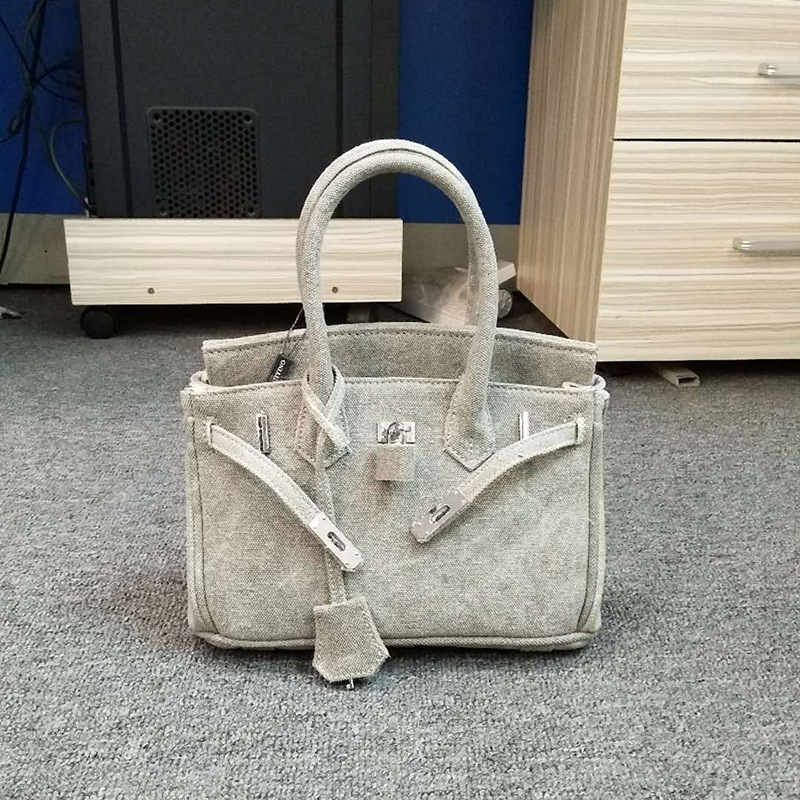 Ženska platnena crossbody tote torba – Platina stil, horizontalni kvadratni oblik, magnetska kopča s poklopcem
