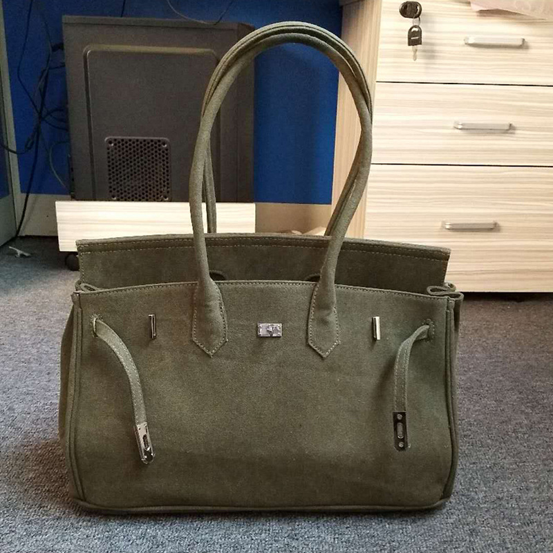 Ženska platnena crossbody tote torba – Platina stil, horizontalni kvadratni oblik, magnetska kopča s poklopcem