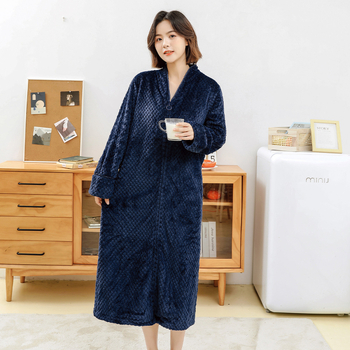 Kardigán-stílusú pizsama fleece-béléssel, vastag flanelből, 100% poliészter, hosszú ujjak, V-nyak, meleg otthoni téli viselet