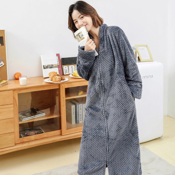 Kardigán-stílusú pizsama fleece-béléssel, vastag flanelből, 100% poliészter, hosszú ujjak, V-nyak, meleg otthoni téli viselet