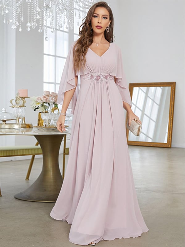 Вечерна рокля с дълбоко V деколте, клеш ръкави, пайети и машинно бродирана апликация, дълга А-образна пола