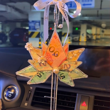 Automobilio papuošalas su klevų lapais, paprasto romantiško karikatūrinio stiliaus, aromatinis aksesuaras iš lydinio