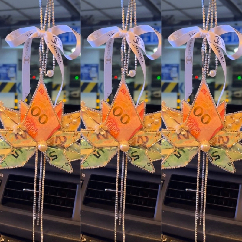 Автомобилна висулка за украса с кленови листа, ароматен аксесоар от сплав в карикатурен стил