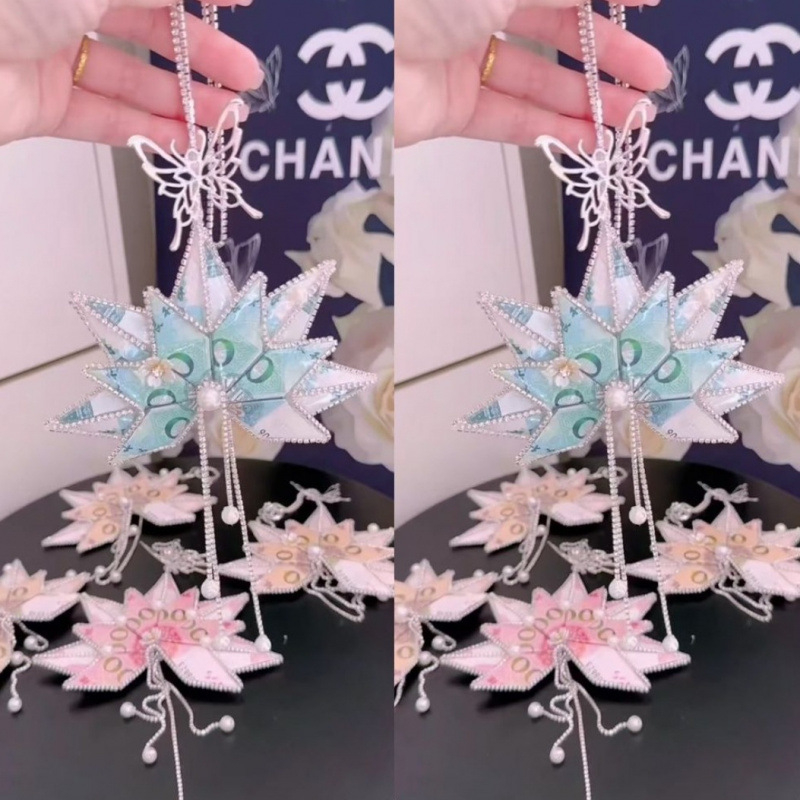 Автомобилна висулка за украса с кленови листа, ароматен аксесоар от сплав в карикатурен стил